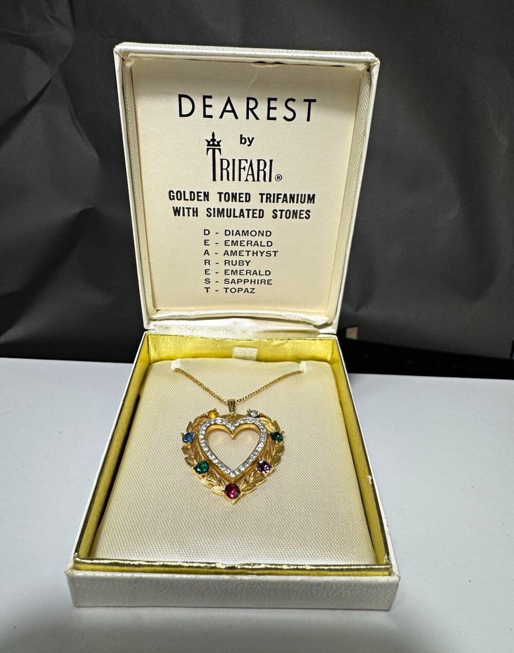 Vintage Crown Trifari DEAREST Heart Necklace Multi-Color Rhinestones in Box